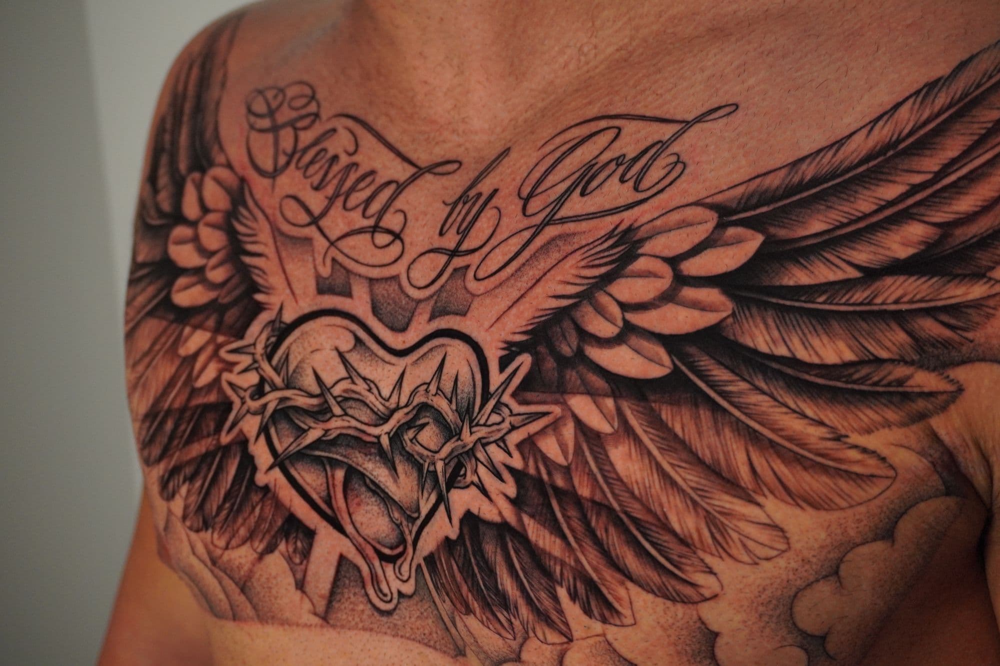 Ilme, tatuador do ROW. Tattoo Studio